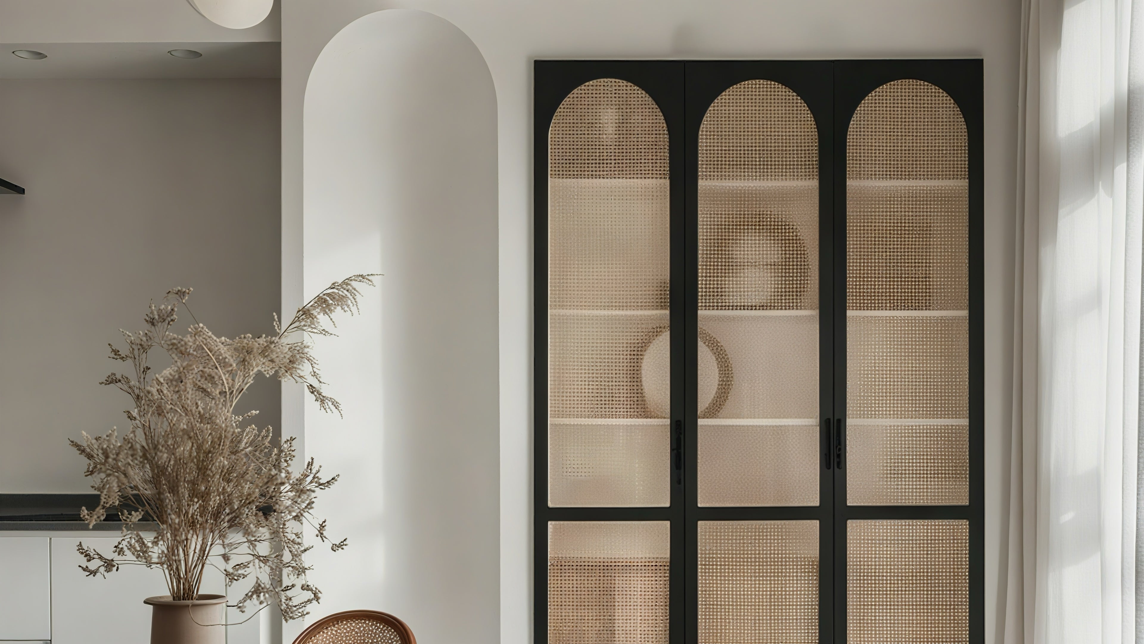 The Benefits of Choosing Custom Interior Doors Over Standard Options